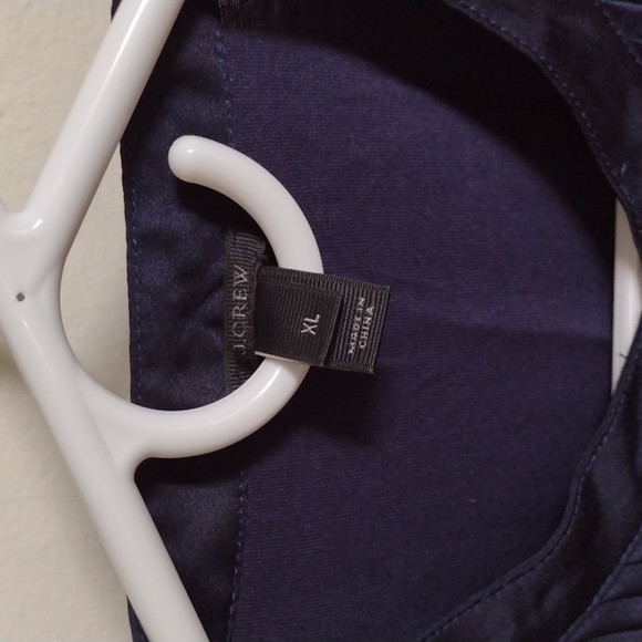 JCrew Pleat- Front Blouse Size XL Navy Blue New - Picture 3 of 10